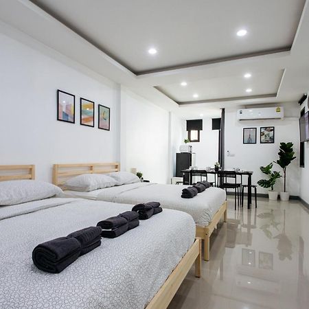 Apartamento estudio de 45 m² en Silom, con 1 baño privado. Bangkok Exterior foto